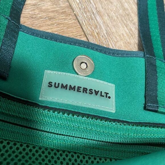 Summersalt Neoprene Tote - Picture 2 of 8